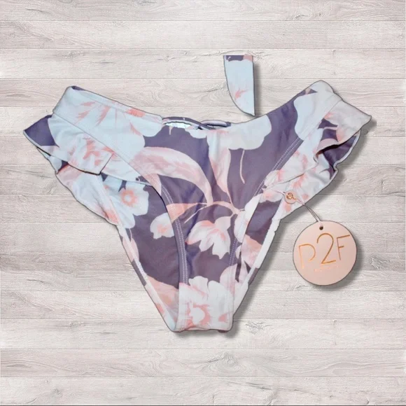 P2F Floral Bikini - Picture 6 of 8